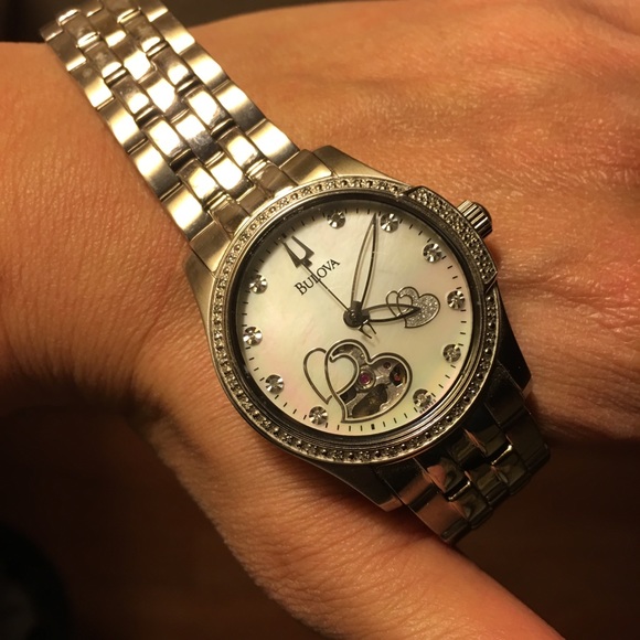 Bulova hearts & 44 diamond automatic watch - Picture 7 of 7